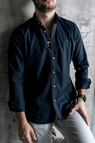 Camisa negra