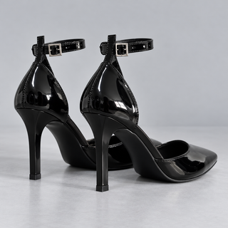 Zapatilla negra