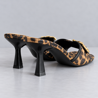 Zapatilla Leopardo