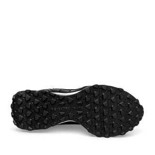 Bruce Caiman Negro